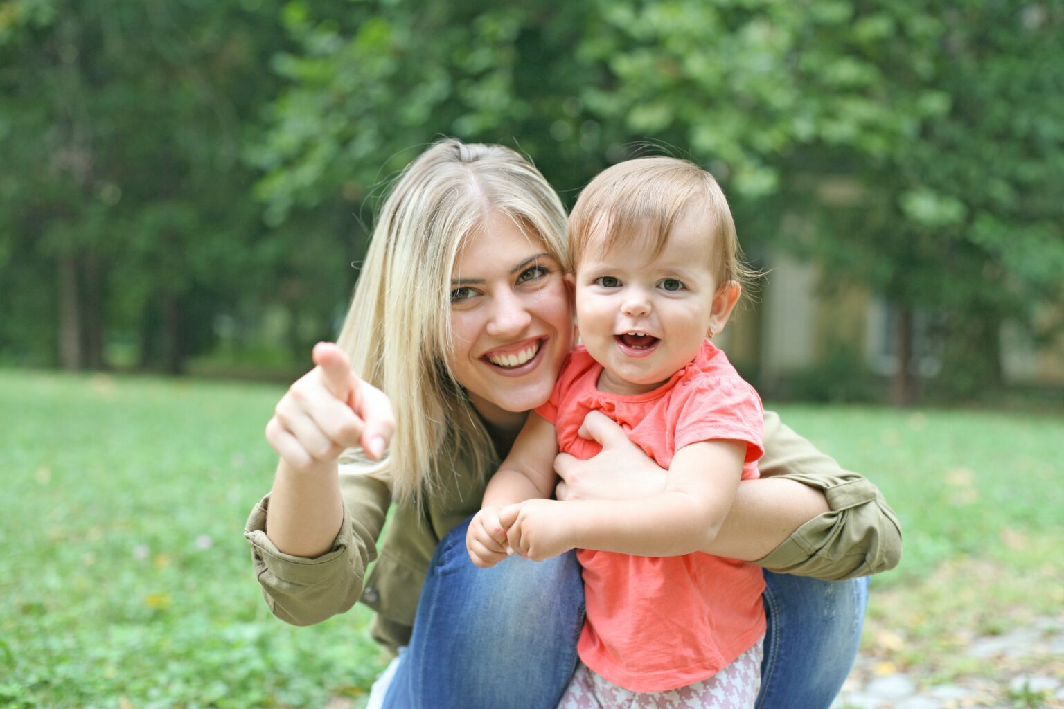 gestures-are-speech-milestones-too-big-little-talkers